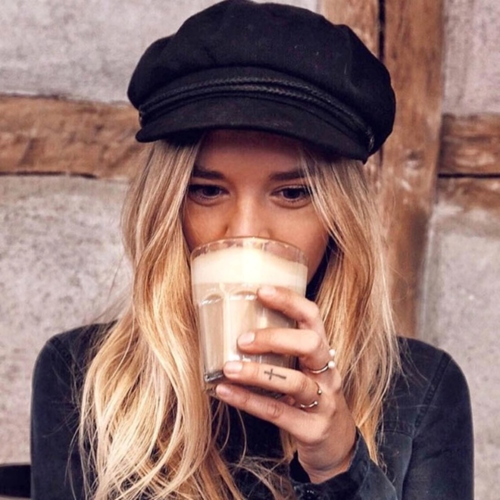 🔥BEST SELLER!🔥 Baker Boy Hat Embroidered Detail